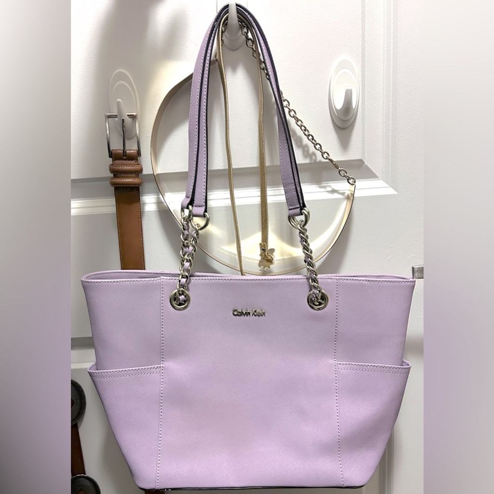 Calvin Klein Hayden Saffiano Leather Tote [Large]
